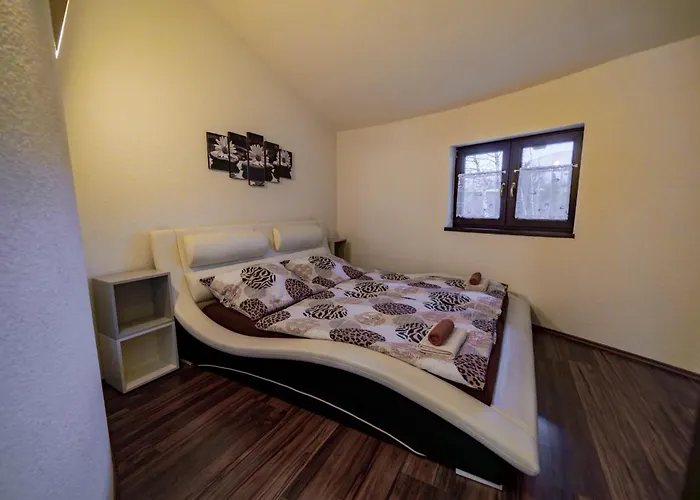 Dovolenkovy Dom Dubak * Lopej